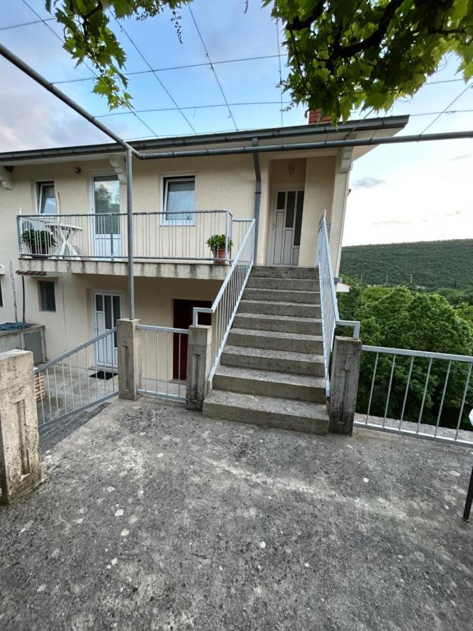 Lazarus Bigova Apartments Τίβατ Εξωτερικό φωτογραφία